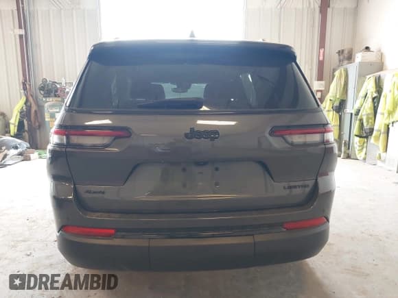 ✅ 2024 Jeep Grand Cherokee Limited • VIN: 1C4RJKBG3R8562077 • Lot: 42308834. Listed on IAAI with 21,134 mi. Free auction sales archive from the USA and detailed vehicle history report at DreamBid. Image 16.