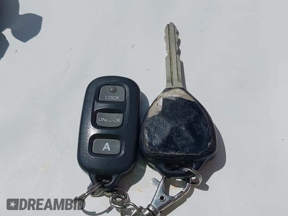 ✅ 2009 Toyota Corolla • VIN: 2T1BU40EX9C034966 • Lot: 42399400. Listed on IAAI with 191,980 mi. Free auction sales archive from the USA and detailed vehicle history report at DreamBid. Image 11.