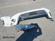 ✅ 2019 Toyota Highlander Hybrid XLE • VIN: 5TDJGRFH7KS074260 • Lot: 42758524. Wystawiony na IAAI z przebiegiem 116 253 mil. Bezpłatny archiwum sprzedaży aukcyjnych z USA i szczegółowy raport historii pojazdu na DreamBid. Zdjęcie 12.