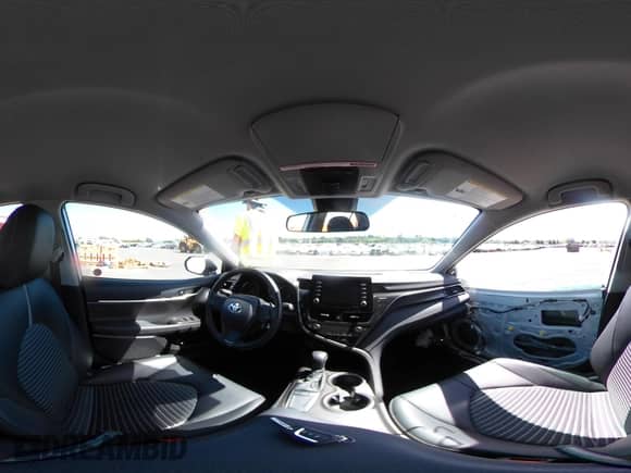 2022 Toyota Camry SE z VIN 4T1G11AK5NU075077, wystawiony jako IAAI lot #42359500 z przebiegiem 35 938 mil mil oraz . Historia ofert i sprzedaży dostępna na DreamBid. Obrazek 23.