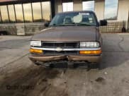 ✅ 2002 Chevrolet S-10 LS • VIN: 1GCCS19W228114462 • Лот: 80501824. Опубликован ранее на Copart с пробегом 213 789 миль. Бесплатный доступ к архиву аукционных продаж из США и подробный отчёт об истории автомобиля на DreamBid. Изображение 11.