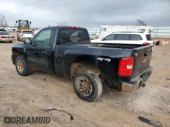 ✅ 2009 Chevrolet Silverado 1500 • VIN: 1GCEK24C59Z175188 • Лот: 47618465. Опубликован ранее на Copart с пробегом 381 266 миль. Бесплатный доступ к архиву аукционных продаж из США и подробный отчёт об истории автомобиля на DreamBid. Изображение 2.
