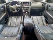 ✅ 2012 Infiniti FX Limited Edition • VIN: JN8AS1MW3CM151029 • Лот: 95696245. Опубликован ранее на Copart с пробегом 129 129 миль. Бесплатный доступ к архиву аукционных продаж из США и подробный отчёт об истории автомобиля на DreamBid. Изображение 8.