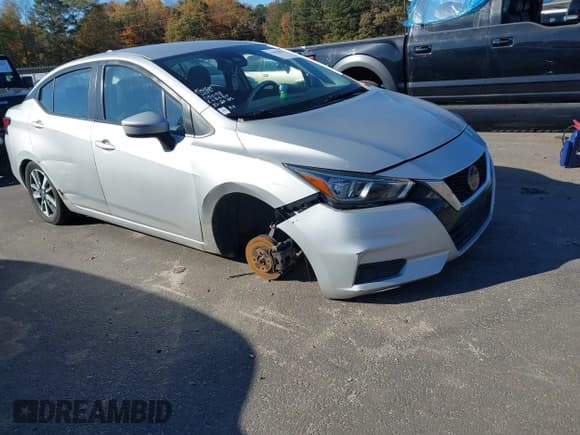 ✅ 2021 Nissan Versa SV • VIN: 3N1CN8EV6ML830527 • Лот: 43697190. Опубликован ранее на IAAI с пробегом 89 884 миль. Бесплатный доступ к архиву аукционных продаж из США и подробный отчёт об истории автомобиля на DreamBid. Изображение 1.