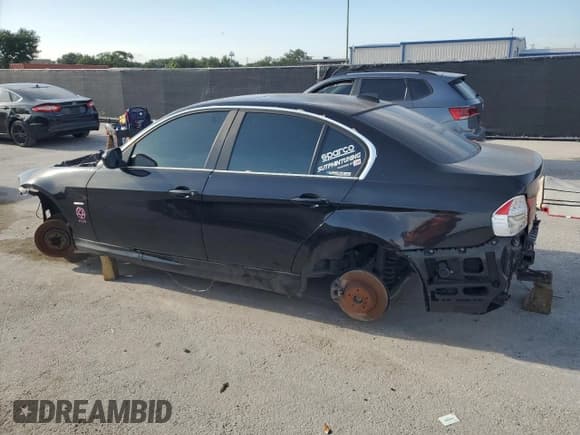 ✅ 2011 BMW 3 Series 335d • VIN: WBAPN7C57BA948941 • Лот: 60316035. Опубликован ранее на Copart с пробегом 116 715 миль. Бесплатный доступ к архиву аукционных продаж из США и подробный отчёт об истории автомобиля на DreamBid. Изображение 2.