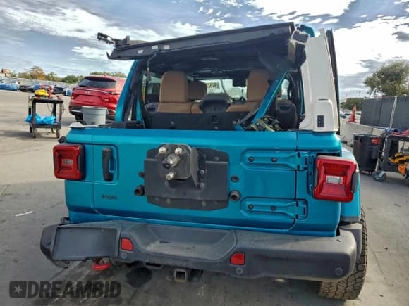 ✅ 2020 Jeep Wrangler Unlimited Rubicon • VIN: 1C4HJXFG3LW326633 • Лот: 94922285. Опубликован ранее на Copart с пробегом 53 991 миль. Бесплатный доступ к архиву аукционных продаж из США и подробный отчёт об истории автомобиля на DreamBid. Изображение 6.