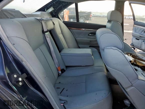 ✅ 2000 BMW 7 Series 740i • VIN: WBAGG8346YDN77561 • Lot: 82043495. Listed on Copart with Not provided. Free auction sales archive from the USA and detailed vehicle history report at DreamBid. Image 10.