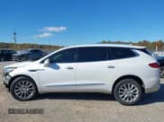 ✅ 2019 Buick Enclave Essence • VIN: 5GAEVAKW1KJ141592 • Lot: 43556680. Wystawiony na IAAI z przebiegiem 79 352 mil. Bezpłatny archiwum sprzedaży aukcyjnych z USA i szczegółowy raport historii pojazdu na DreamBid. Zdjęcie 14.