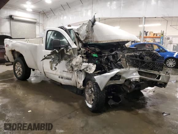 ✅ 2013 Chevrolet Silverado 2500HD • VIN: 1GC0KXC80DZ281593 • Lot: 45495865. Wystawiony na Copart z przebiegiem Nie podano. Bezpłatny archiwum sprzedaży aukcyjnych z USA i szczegółowy raport historii pojazdu na DreamBid. Zdjęcie 4.