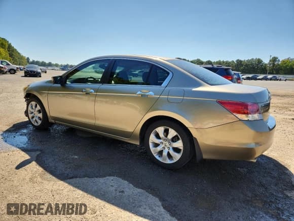 ✅ 2008 Honda Accord EX-L • VIN: 1HGCP36858A044090 • Лот: 86657355. Опубликован ранее на Copart с пробегом 92 801 миль. Бесплатный доступ к архиву аукционных продаж из США и подробный отчёт об истории автомобиля на DreamBid. Изображение 2.