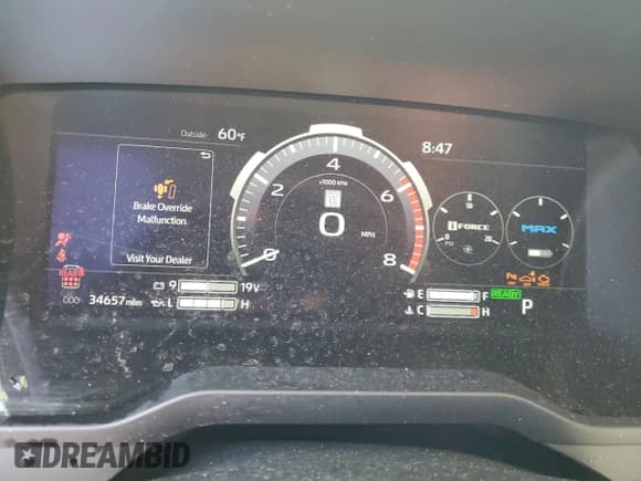 ✅ 2023 Toyota Sequoia SR5 • VIN: 7SVAAABA3PX016245 • Лот: 81304765. Опубликован ранее на Copart с пробегом 34 657 миль. Бесплатный доступ к архиву аукционных продаж из США и подробный отчёт об истории автомобиля на DreamBid. Изображение 9.