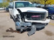 ✅ 2007 GMC Sierra 2500HD Work Truck • VIN: 1GTHC24K77E515124 • Lot: 42057276. Wystawiony na IAAI z przebiegiem 92 370 mil. Bezpłatny archiwum sprzedaży aukcyjnych z USA i szczegółowy raport historii pojazdu na DreamBid. Zdjęcie 6.