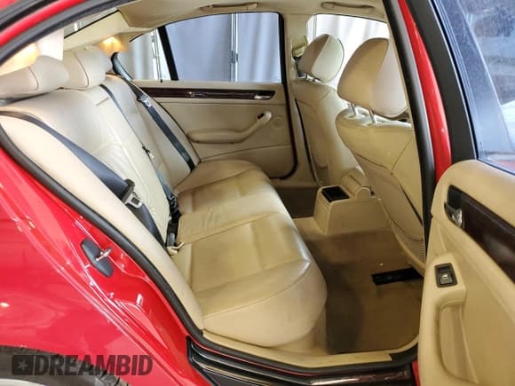 ✅ 2005 BMW 3 Series 330xi • VIN: WBAEW53425PN39957 • Lot: 53079805. Listed on Copart with 170,445 mi. Free auction sales archive from the USA and detailed vehicle history report at DreamBid. Image 10.