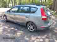 2010 Hyundai Elantra GLS z VIN KMHDC8AE3AU050785, wystawiony jako IAAI lot #42546854 z przebiegiem 72 198 mil mil oraz . Historia ofert i sprzedaży dostępna na DreamBid. Obrazek 3.