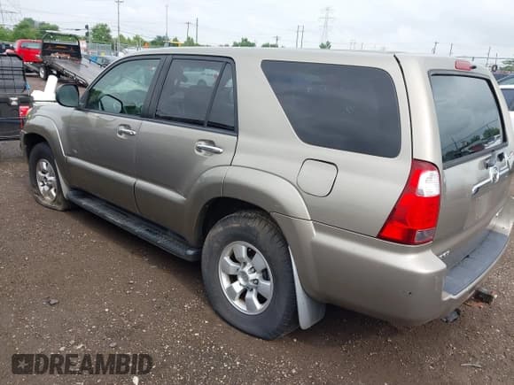 ✅ 2008 Toyota 4Runner SR5 • VIN: JTEZU14R580100810 • Lot: 42639630. Wystawiony na IAAI z przebiegiem 180 419 mil. Bezpłatny archiwum sprzedaży aukcyjnych z USA i szczegółowy raport historii pojazdu na DreamBid. Zdjęcie 3.