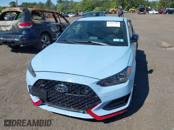 2020 Hyundai Veloster z VIN KMHT36AH8LU003913, wystawiony jako IAAI lot #42217722 z przebiegiem 33 996 mil mil oraz . Historia ofert i sprzedaży dostępna na DreamBid. Obrazek 12.