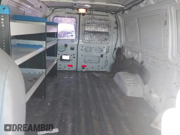 ✅ 2011 Ford Econoline Cargo Commercial • VIN: 1FTSE3EL8BDA33726 • Lot: 43575295. Listed on IAAI with 301,411 mi. Free auction sales archive from the USA and detailed vehicle history report at DreamBid. Image 8.