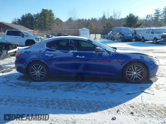 ✅ 2017 Maserati Ghibli S Q4 • VIN: ZAM57RTAXH1213646 • Лот: 41333179. Опубликован ранее на IAAI с пробегом 77 981 миль. Бесплатный доступ к архиву аукционных продаж из США и подробный отчёт об истории автомобиля на DreamBid. Изображение 13.