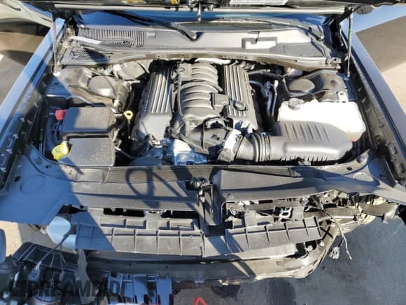 ✅ 2022 Dodge Challenger R/T Scat Pack Widebody • VIN: 2C3CDZFJXNH165065 • Lot: 39550083. Wystawiony na Copart z przebiegiem 3 756 mil mil. Skorzystaj z bezpłatnego archiwum sprzedaży aukcyjnych z USA i zobacz szczegółowy raport historii pojazdu na DreamBid. Zdjęcie 11.