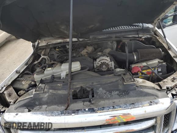 ✅ 2002 Ford F-250 XL • VIN: 1FTNW21F62EC34054 • Lot: 84384135. Wystawiony na Copart z przebiegiem 290 640 mil. Bezpłatny archiwum sprzedaży aukcyjnych z USA i szczegółowy raport historii pojazdu na DreamBid. Zdjęcie 11.