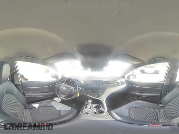 ✅ 2022 Toyota Camry SE • VIN: 4T1G11BK8NU069403 • Lot: 84053655. Wystawiony na Copart z przebiegiem 49 919 mil. Bezpłatny archiwum sprzedaży aukcyjnych z USA i szczegółowy raport historii pojazdu na DreamBid. Zdjęcie 14.