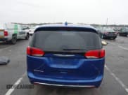 ✅ 2020 Chrysler Pacifica Touring • VIN: 2C4RC1FG3LR283206 • Lot: 43823700. Listed on IAAI with 161,511 mi. Free auction sales archive from the USA and detailed vehicle history report at DreamBid. Image 16.