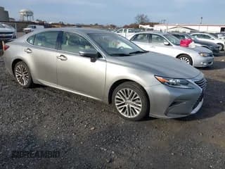 ✅ 2016 Lexus ES 330 • VIN: JTHBK1GG1G2232938 • Lot: 43618097. Wystawiony na IAAI z przebiegiem 146 745 mil. Bezpłatny archiwum sprzedaży aukcyjnych z USA i szczegółowy raport historii pojazdu na DreamBid. Zdjęcie 1.