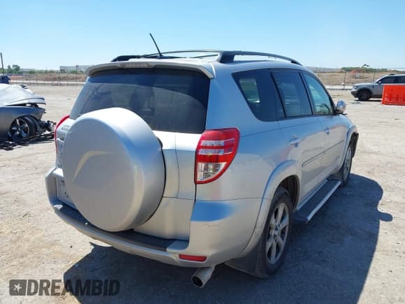 ✅ 2009 Toyota RAV4 Limited • VIN: JTMZK31V59D003124 • Lot: 42242821. Listed on IAAI with 165,531 mi. Free auction sales archive from the USA and detailed vehicle history report at DreamBid. Image 4.