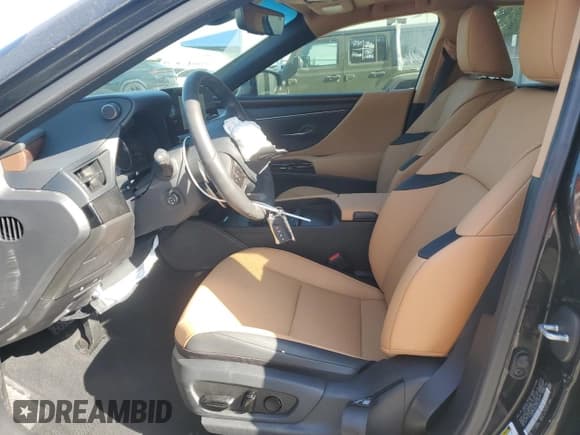 ✅ 2025 Lexus ES 350 • VIN: 58ADZ1B1XSU187007 • Lot: 49093355. Listed on Copart with 3,096 mi. Free auction sales archive from the USA and detailed vehicle history report at DreamBid. Image 7.