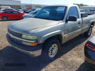 ✅ 2001 Chevrolet Silverado 2500 • VIN: 1GCGC24U01Z132011 • Lot: 42680406. Wystawiony na IAAI z przebiegiem 279 753 mil. Bezpłatny archiwum sprzedaży aukcyjnych z USA i szczegółowy raport historii pojazdu na DreamBid. Zdjęcie 2.
