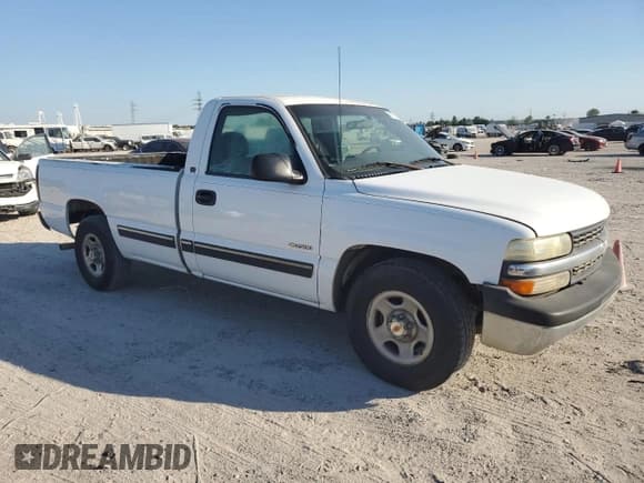 ✅ 2000 Chevrolet Silverado 1500 • VIN: 1GCEC14W6YE277882 • Lot: 86514085. Listed on Copart with 256,944 mi. Free auction sales archive from the USA and detailed vehicle history report at DreamBid. Image 4.