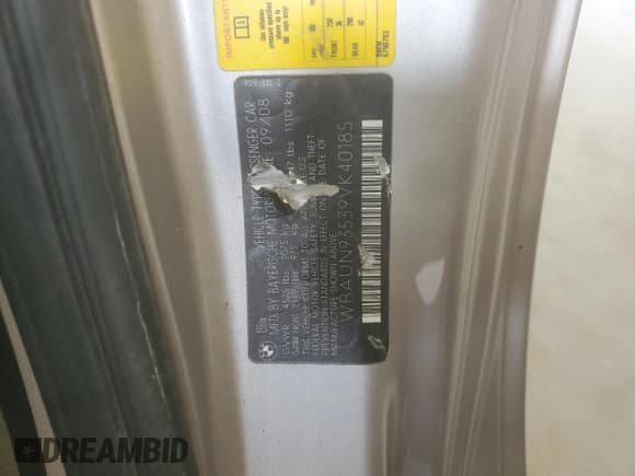 ✅ 2009 BMW 1 Series 135i • VIN: WBAUN93539VK40185 • Lot: 70373675. Wystawiony na Copart z przebiegiem 124 555 mil. Bezpłatny archiwum sprzedaży aukcyjnych z USA i szczegółowy raport historii pojazdu na DreamBid. Zdjęcie 12.