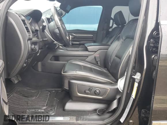 2019 Ram 1500 Limited с VIN 1C6SRFPT3KN550694, выставлен на аукционе Copart как лот 82262745 с пробегом 56 557 миль миль и Списание • Salvage title. История ставок и продаж доступна на DreamBid. Изображение 7.