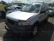 ✅ 2006 Ford Escape XLS • VIN: 1FMYU02Z36KD02605 • Lot: 27524582. Listed on IAAI with 180,355 mi. Free auction sales archive from the USA and detailed vehicle history report at DreamBid. Image 2.