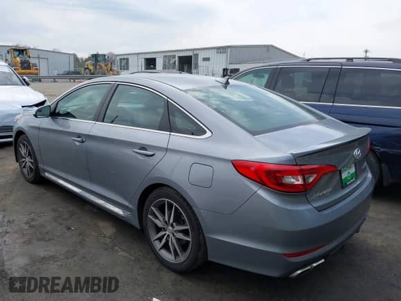 2017 Hyundai Sonata Sport with VIN 5NPE34AB1HH537012, listed as a IAAI auction lot 41683673 with 18,000 mi miles and . Bid and sale history available at DreamBid. Image 3.