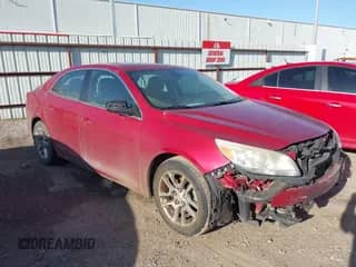 2013 Chevrolet Malibu Eco z VIN 1G11F5RR5DF107137, wystawiony jako IAAI lot #41721123 z przebiegiem 133 189 mil mil oraz . Historia ofert i sprzedaży dostępna na DreamBid. Obrazek 1.