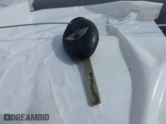 ✅ 2006 MINI Hardtop • VIN: WMWRC33536TK72196 • Lot: 43027371. Wystawiony na IAAI z przebiegiem Nie podano. Bezpłatny archiwum sprzedaży aukcyjnych z USA i szczegółowy raport historii pojazdu na DreamBid. Zdjęcie 11.