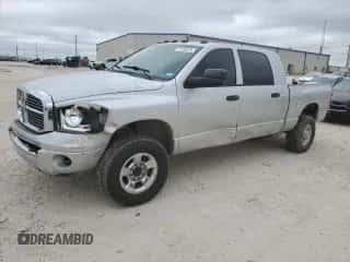 2007 Dodge 3500 Laramie z VIN 3D7MX39A17G775140, wystawiony jako Copart lot #71286474 z przebiegiem 110 865 mil mil oraz Czysty tytuł • Clean title. Historia ofert i sprzedaży dostępna na DreamBid. Obrazek 1.