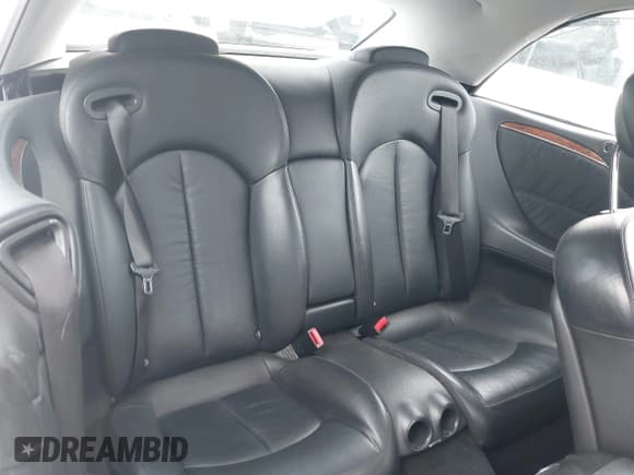 ✅ 2009 Mercedes-Benz CLK 350 • VIN: WDBTK56F49F264895 • Lot: 41781456. Wystawiony na IAAI z przebiegiem 136 767 mil. Bezpłatny archiwum sprzedaży aukcyjnych z USA i szczegółowy raport historii pojazdu na DreamBid. Zdjęcie 8.