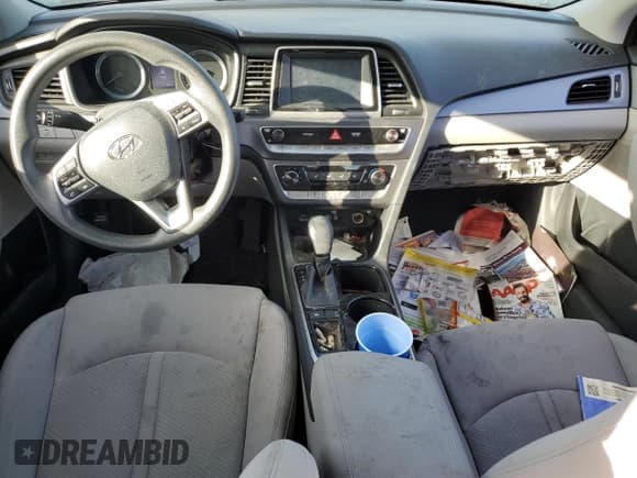 ✅ 2019 Hyundai Sonata SE • VIN: 5NPE24AF7KH753251 • Lot: 72520982. Listed on Copart with 24,591 mi. Free auction sales archive from the USA and detailed vehicle history report at DreamBid. Image 8.