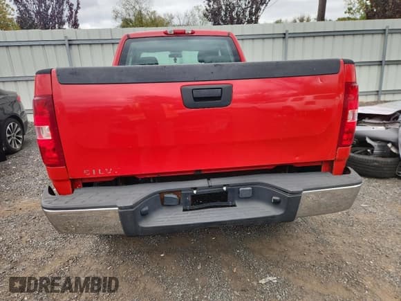 ✅ 2008 Chevrolet Silverado 2500HD Work Truck • VIN: 1GCHK29K98E154136 • Лот: 85484845. Опубликован ранее на Copart с пробегом 120 348 миль. Бесплатный доступ к архиву аукционных продаж из США и подробный отчёт об истории автомобиля на DreamBid. Изображение 6.