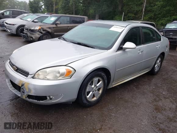 2011 Chevrolet Impala LT Fleet with VIN 2G1WG5EK4B1281197, listed as a IAAI auction lot 43011953 with 254,477 mi miles and . Bid and sale history available at DreamBid. Image 18.