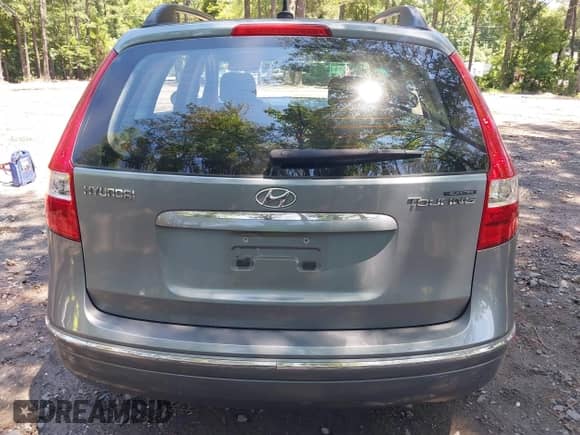 2010 Hyundai Elantra GLS z VIN KMHDC8AE3AU050785, wystawiony jako IAAI lot #42546854 z przebiegiem 72 198 mil mil oraz . Historia ofert i sprzedaży dostępna na DreamBid. Obrazek 15.