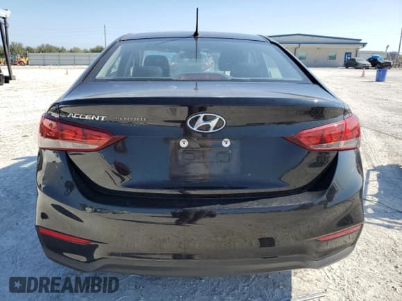 ✅ 2019 Hyundai Accent SE • VIN: 3KPC24A38KE055801 • Лот: 88067885. Опубликован ранее на Copart с пробегом 62 421 миль. Бесплатный доступ к архиву аукционных продаж из США и подробный отчёт об истории автомобиля на DreamBid. Изображение 6.