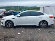 ✅ 2019 Kia Optima LX • VIN: 5XXGT4L31KG292990 • Lot: 42604118. Wystawiony na IAAI z przebiegiem 119 700 mil. Bezpłatny archiwum sprzedaży aukcyjnych z USA i szczegółowy raport historii pojazdu na DreamBid. Zdjęcie 14.