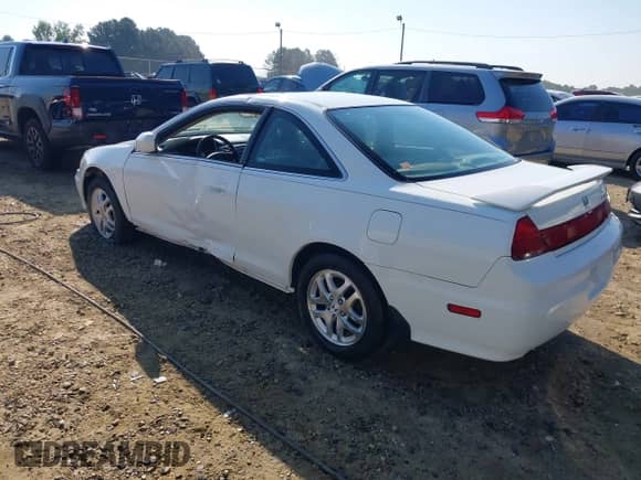 2001 Honda Accord EX с VIN 1HGCG22581A016294, выставлен на аукционе IAAI как лот 42651031 с пробегом 167 045 миль миль и . История ставок и продаж доступна на DreamBid. Изображение 3.