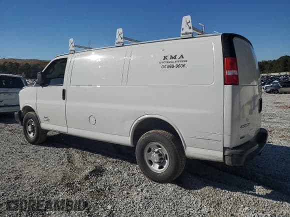 ✅ 2020 Chevrolet Express Cargo • VIN: 1GCWGAFP6L1155618 • Lot: 90982435. Listed on Copart with 121,751 mi. Free auction sales archive from the USA and detailed vehicle history report at DreamBid. Image 2.