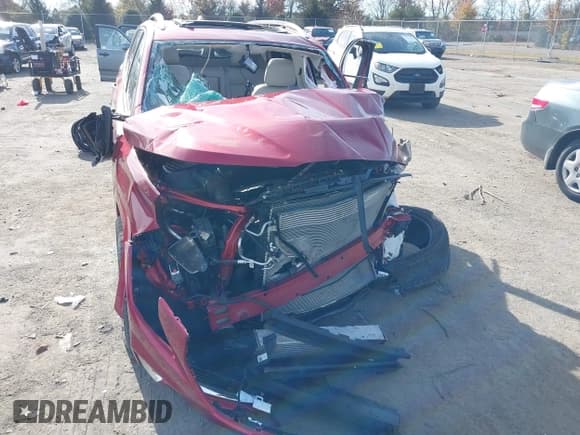 ✅ 2023 GMC Terrain Denali • VIN: 3GKALXEG5PL100123 • Lot: 43603359. Wystawiony na IAAI z przebiegiem Nie podano. Bezpłatny archiwum sprzedaży aukcyjnych z USA i szczegółowy raport historii pojazdu na DreamBid. Zdjęcie 6.