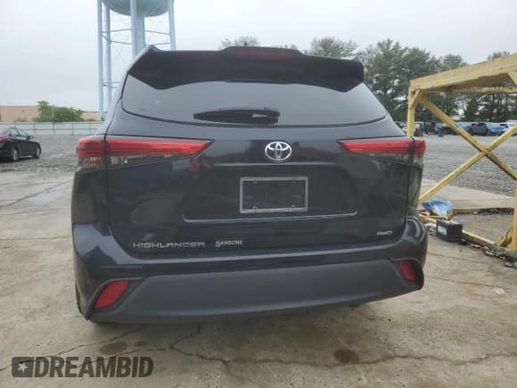 ✅ 2020 Toyota Highlander L • VIN: 5TDCZRBH9LS001983 • Lot: 56965735. Listed on Copart with 44,090 mi. Free auction sales archive from the USA and detailed vehicle history report at DreamBid. Image 6.