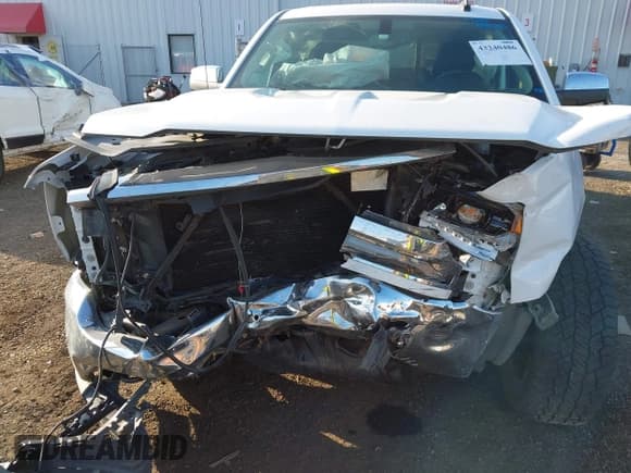 ✅ 2018 Chevrolet Silverado 1500 LTZ • VIN: 1GCUKSEC0JF189211 • Lot: 43240486. Listed on IAAI with 95,542 mi. Free auction sales archive from the USA and detailed vehicle history report at DreamBid. Image 6.